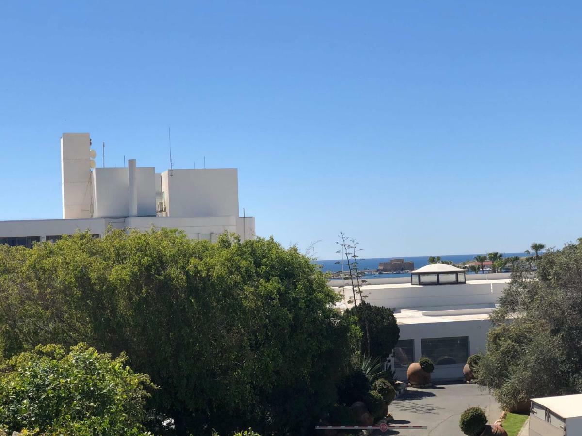 Mare Monte Seaview Boutique Apartment Paphos Exteriör bild