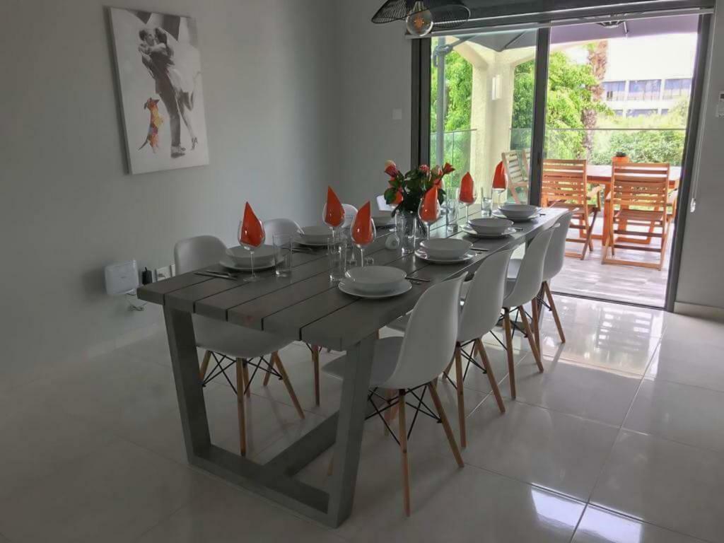 Mare Monte Seaview Boutique Apartment Paphos Exteriör bild